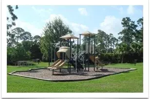 9201 Wentworth Ln, Port Saint Lucie, FL 34986 - Photo 27