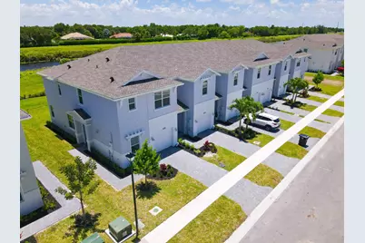 630 SE Lake Falls Street, Port Saint Lucie, FL 34984 - Photo 9