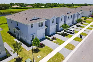 630 SE Lk Fls St, Port Saint Lucie, FL 34984 - Photo 9