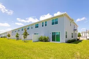 630 SE Lk Fls St, Port Saint Lucie, FL 34984 - Photo 7