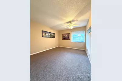 894 Flanders S, Delray Beach, FL 33484 - Photo 11