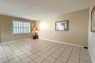 894 Flanders S, Delray Beach, FL 33484 - Photo 5