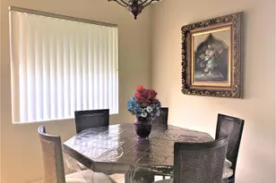 894 Flanders S, Delray Beach, FL 33484 - Photo 3