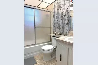 894 Flanders S, Delray Beach, FL 33484 - Photo 9