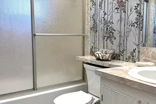 894 Flanders S, Delray Beach, FL 33484 - Photo 9