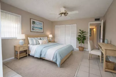 894 Flanders S, Delray Beach, FL 33484 - Photo 15