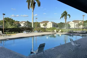 1490 Summit Run Cir, West Palm Beach, FL 33415 - Photo 17