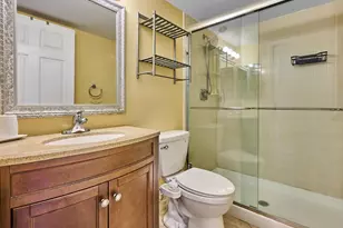 4065 Village Dr, Delray Beach, FL 33445 - Photo 25