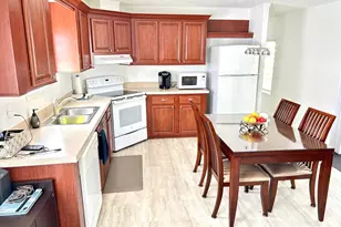 613 Jasmine Ln, Deerfield Beach, FL 33442 - Photo 3