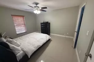 5928 Papaya Rd, West Palm Beach, FL 33413 - Photo 5