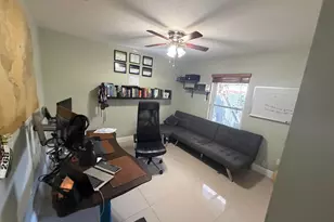 5928 Papaya Rd, West Palm Beach, FL 33413 - Photo 7