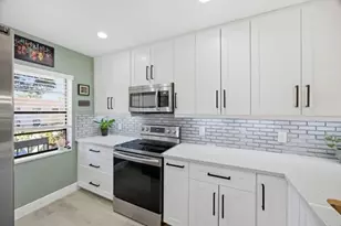 21364 Cypress Hammock Dr, Boca Raton, FL 33428 - Photo 1