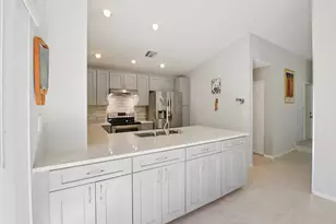 21024 Country Creek Dr, Boca Raton, FL 33428 - Photo 7