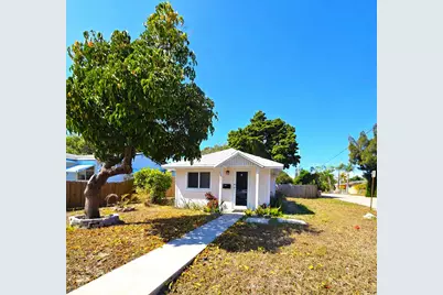 631 N C Street, Lake Worth, FL 33460 - Photo 1