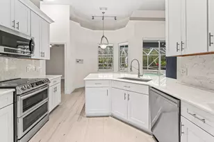 3741 SE Bowsprit Ct, Stuart, FL 34997 - Photo 11