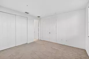 770 Millbrae Ct, West Palm Beach, FL 33401 - Photo 11