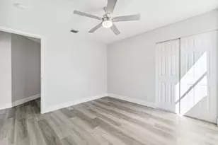 31 Swallow Dr, Boynton Beach, FL 33436 - Photo 11