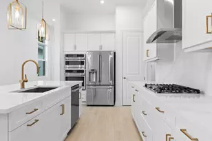 108 SE Via Tirso, Port Saint Lucie, FL 34952 - Photo 3