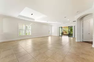 191 SE Calmo Circle, Port Saint Lucie, FL 34984 - Photo 5