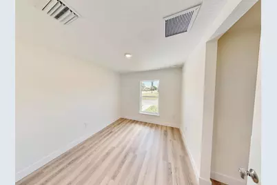 1795 N 16th Court, Fort Pierce, FL 34950 - Photo 23