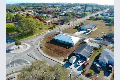 1795 N 16th Court, Fort Pierce, FL 34950 - Photo 5