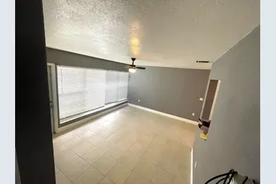 571 Sioux Road, Lake Worth, FL 33462 - Photo 5