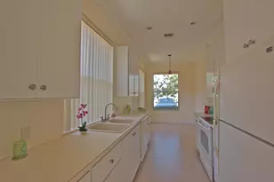 200 S Hampton Dr, Jupiter, FL 33458 - Photo 7