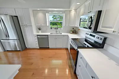 4680 SW Parkgate Boulevard #B, Palm City, FL 34990 - Photo 13