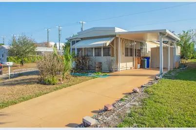 335 NE Tropicalia Lane, Jensen Beach, FL 34957 - Photo 5