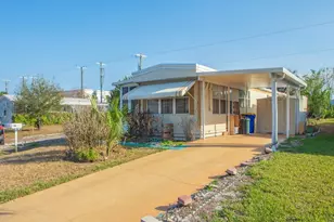 335 NE Tropicalia Ln, Jensen Beach, FL 34957 - Photo 5