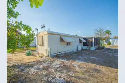 335 NE Tropicalia Lane, Jensen Beach, FL 34957 - Photo 33