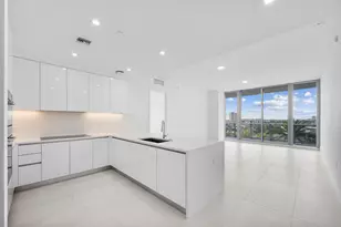 220 Lake Shore Dr, Lake Park, FL 33403 - Photo 5