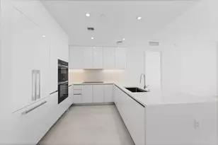 220 Lake Shore Dr, Lake Park, FL 33403 - Photo 5