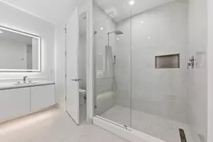 220 Lake Shore Dr, Lake Park, FL 33403 - Photo 11