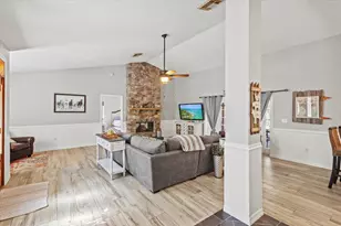 7251 Gullotti Pl, Port Saint Lucie, FL 34952 - Photo 23