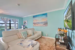 54 Piedmont B, Delray Beach, FL 33484 - Photo 11