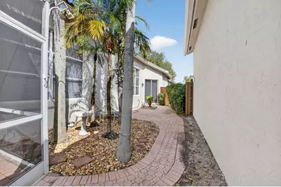 2476 NW 66th Drive, Boca Raton, FL 33496 - Photo 43