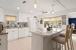 8 Brisa Ln, Port Saint Lucie, FL 34952 - Photo 1