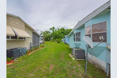 8 Brisa Lane, Port Saint Lucie, FL 34952 - Photo 27