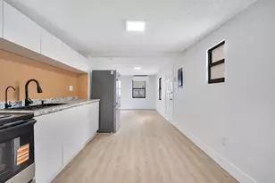 2428 NW 28th St, Miami, FL 33142 - Photo 5