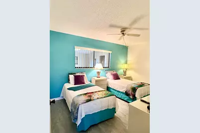 5220 Las Verdes Circle #108, Delray Beach, FL 33484 - Photo 13