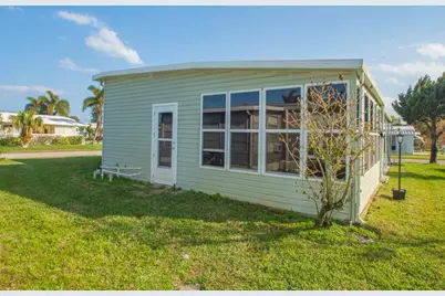 309 NE Pinelake Village Boulevard, Jensen Beach, FL 34957 - Photo 25