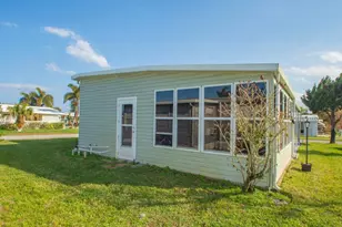 309 NE Pinelake Village Blvd, Jensen Beach, FL 34957 - Photo 25