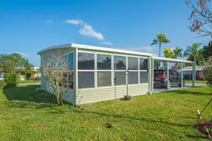 309 NE Pinelake Village Blvd, Jensen Beach, FL 34957 - Photo 27