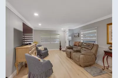 309 NE Pinelake Village Boulevard, Jensen Beach, FL 34957 - Photo 7