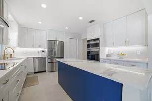 2281 SE 11th St, Pompano Beach, FL 33062 - Photo 17