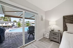 2281 SE 11th St, Pompano Beach, FL 33062 - Photo 23