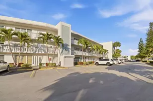 307 Wellington A, West Palm Beach, FL 33417 - Photo 1