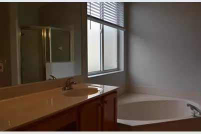 379 SW Lake Forest Way, Port Saint Lucie, FL 34986 - Photo 15