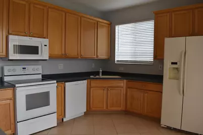 379 SW Lake Forest Way, Port Saint Lucie, FL 34986 - Photo 5